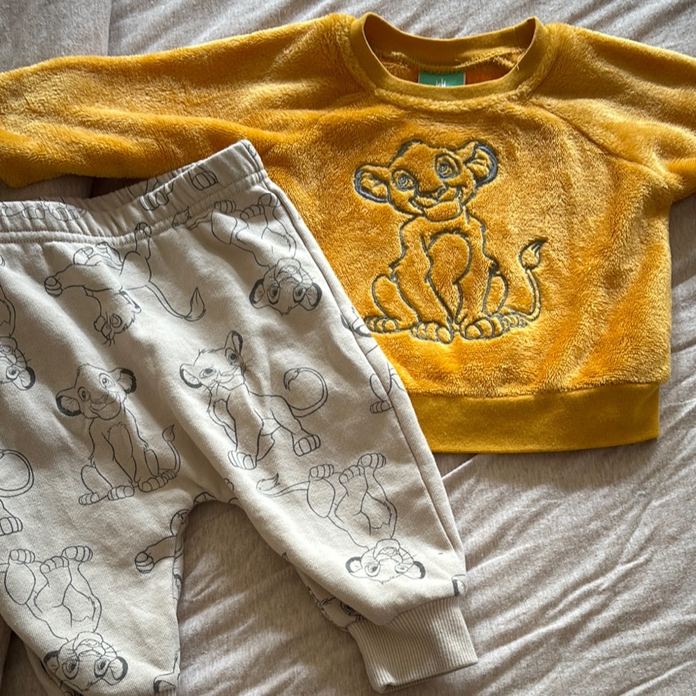 Disney Baby Lion King Golden Fleece Top